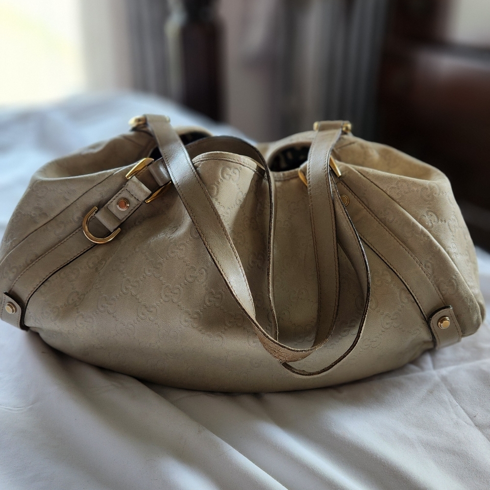 Authentic Gucci handbag